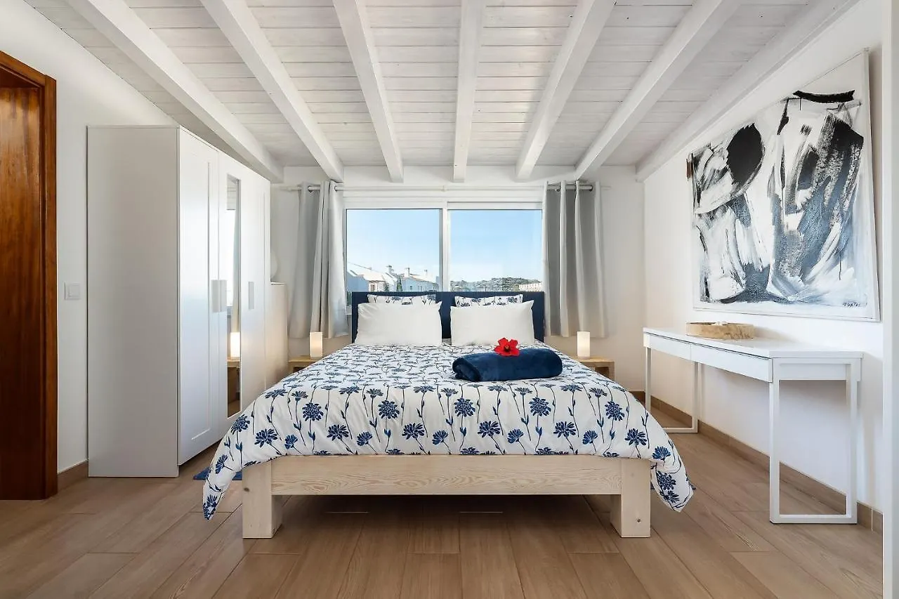 Πανσιόν Romantik Villa Salema