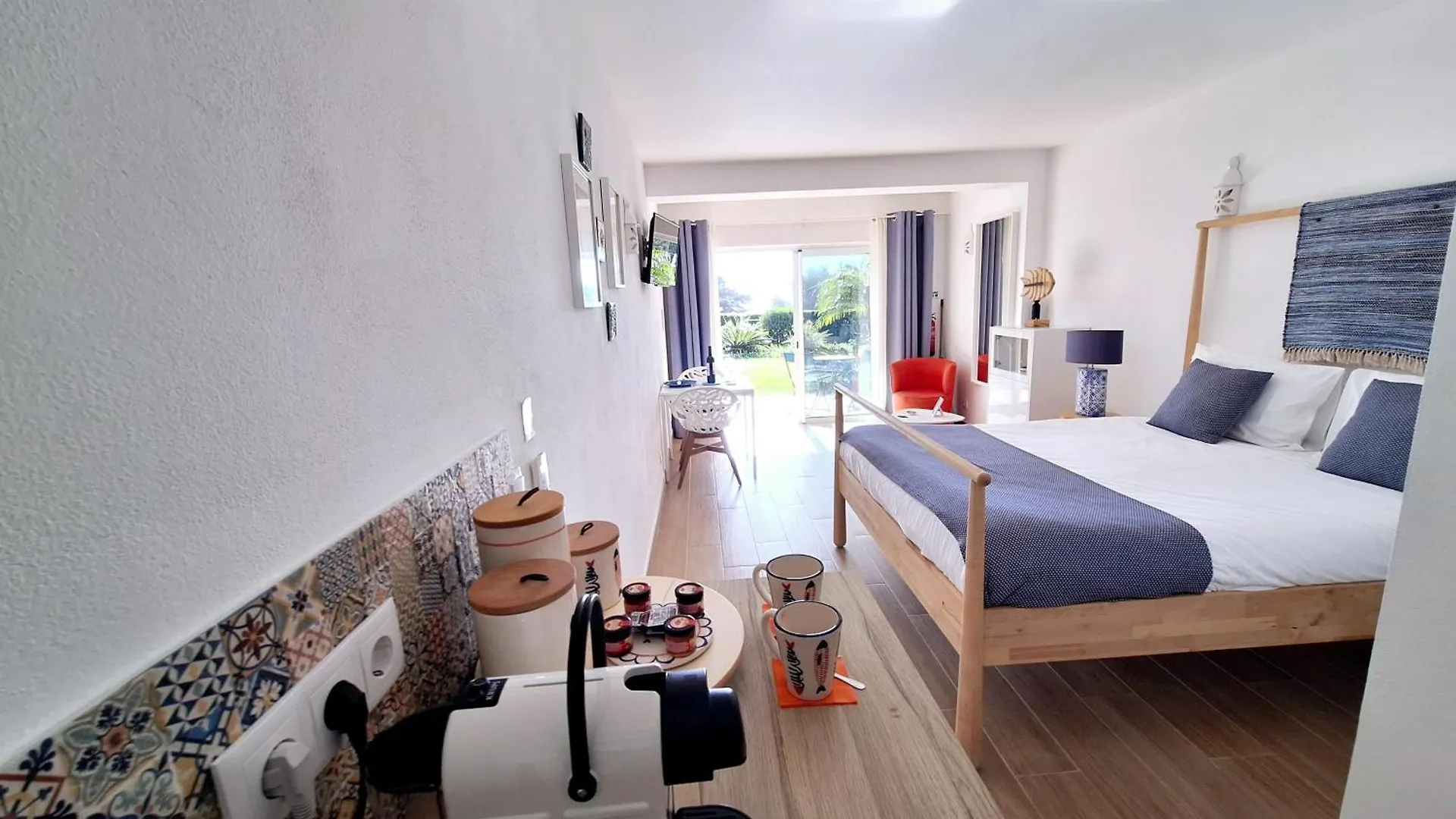 Guest house Romantik Villa Salema Portugal